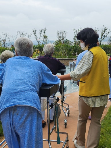 31ffbefb7de5ff0fb02e6ffb5abad534_1760516499_7967.jpg 31ffbefb7de5ff0fb02e6ffb5abad534_1760516499_7967.jpg