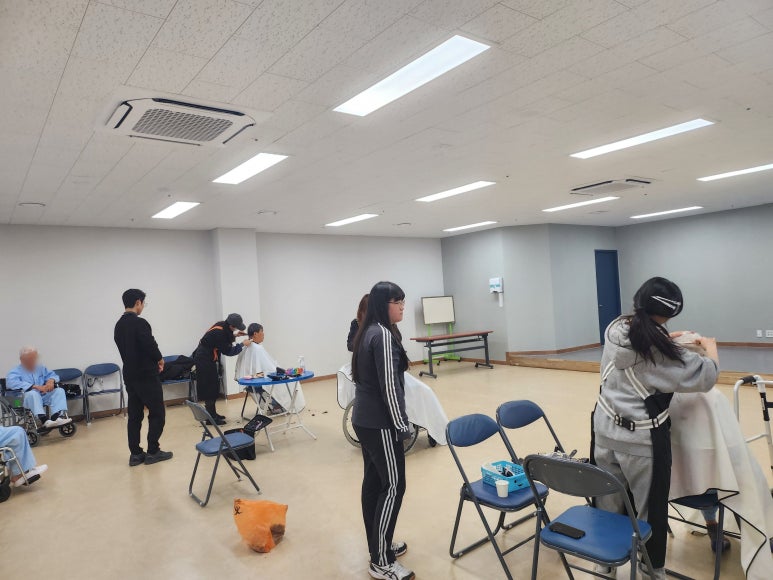 27e2f8bd7e4218575881db2e9320a9b2_1765178786_2585.jpg 27e2f8bd7e4218575881db2e9320a9b2_1765178786_2585.jpg