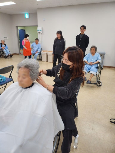 27e2f8bd7e4218575881db2e9320a9b2_1765178819_028.jpg 27e2f8bd7e4218575881db2e9320a9b2_1765178819_028.jpg